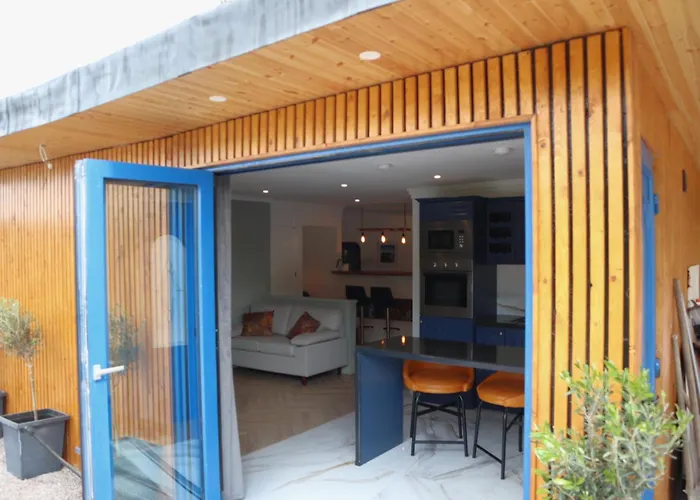 The Garden Retreat